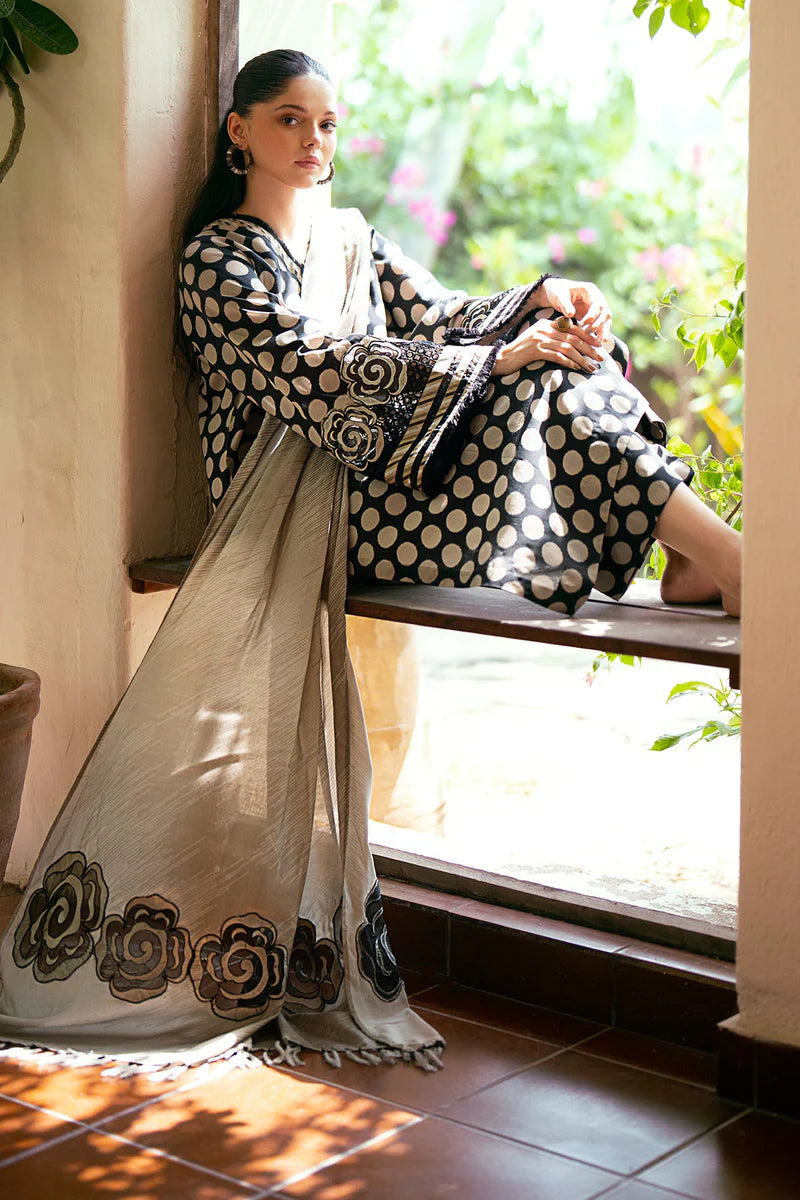 3PC LAWN PRINTED SHIRT WITH LAWN PRINTED DUAPTTA AND TROUSER-4004