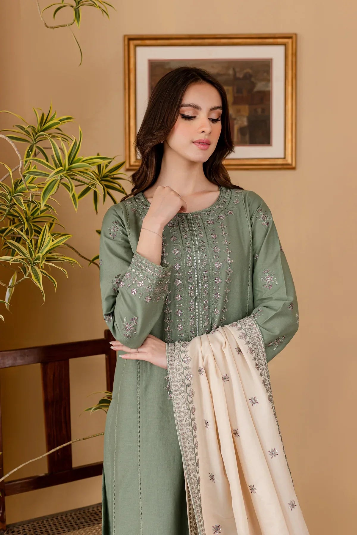 Dhanak 3PC Embroidered With Dhanak Embroidered Dupatta-1318