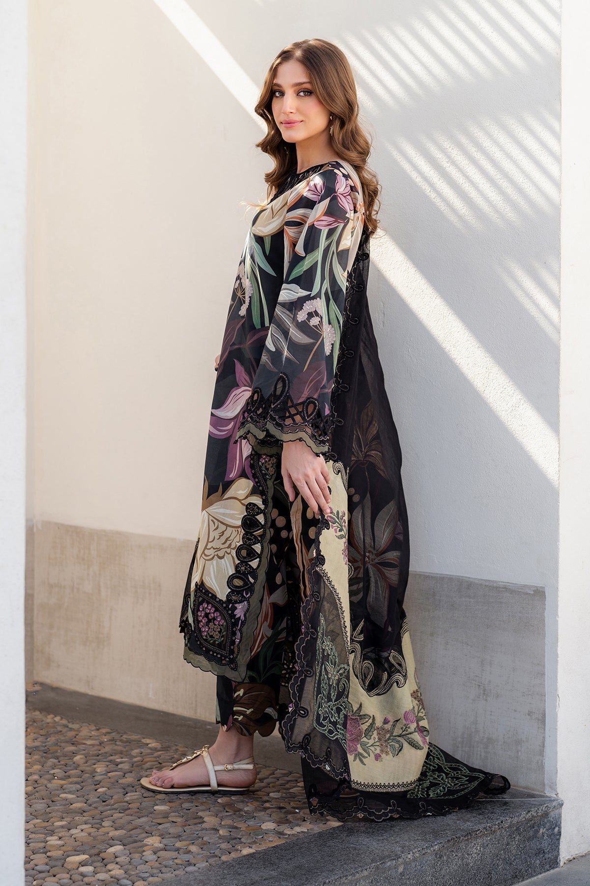 Karandi-3PC Digital Printed Shirt with Karandi Digital Printed Dupatta -1713