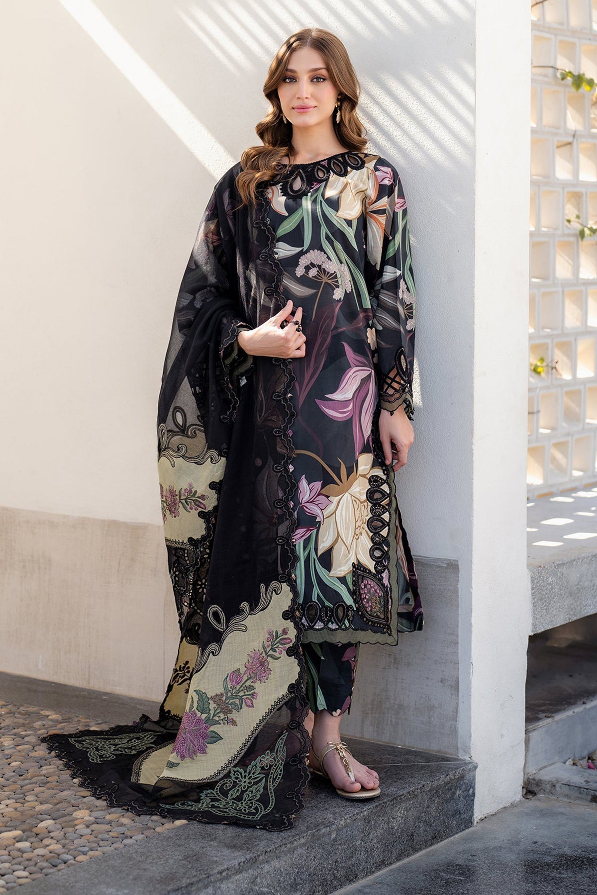 Karandi-3PC Digital Printed Shirt with Karandi Digital Printed Dupatta -1713