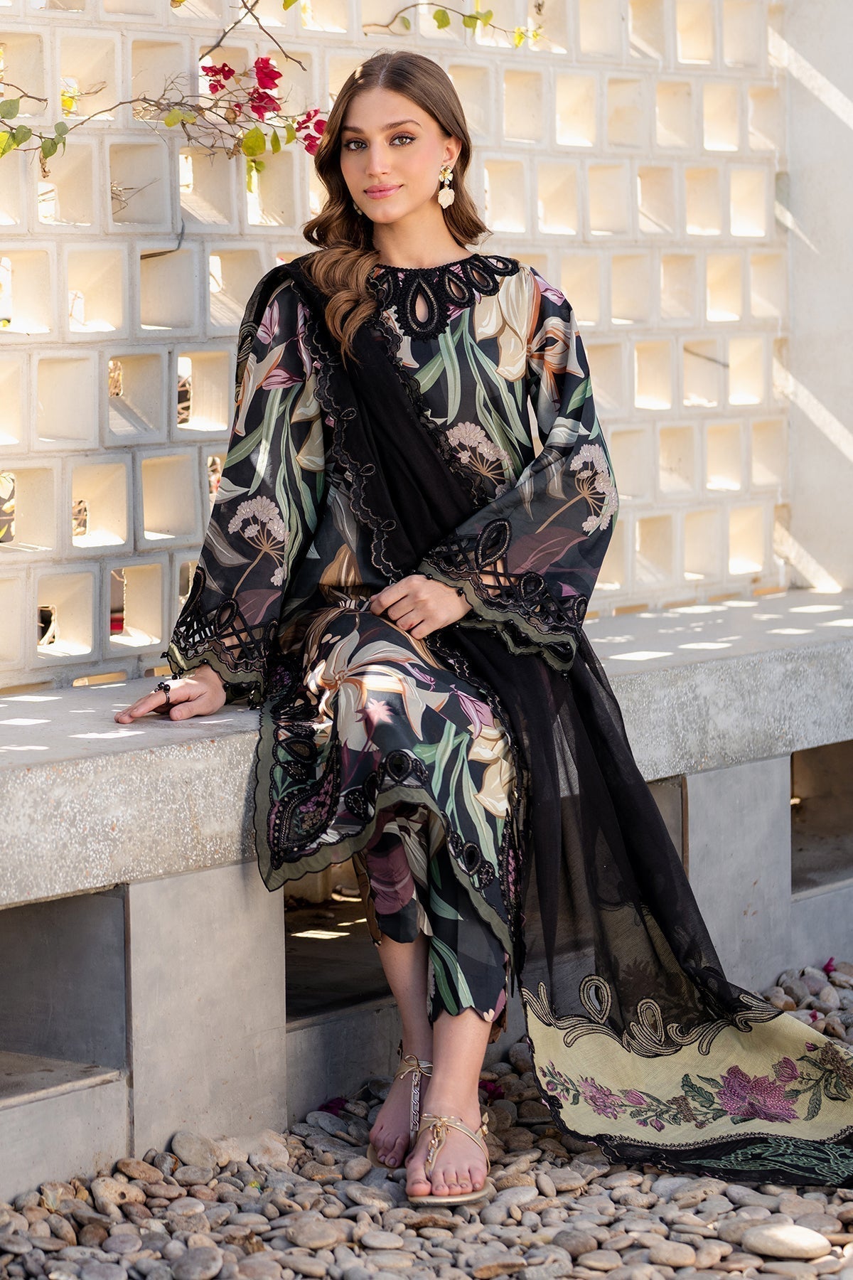 Karandi-3PC Digital Printed Shirt with Karandi Digital Printed Dupatta -1713